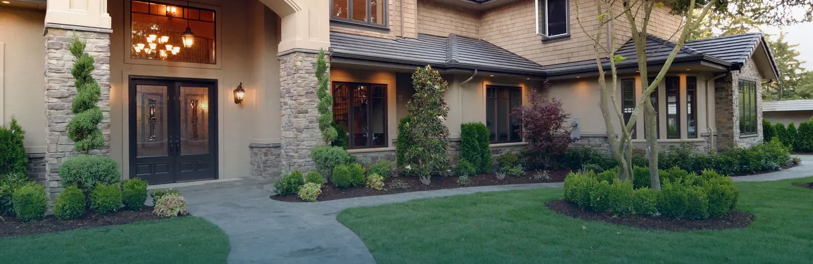 Home with nice lawn
